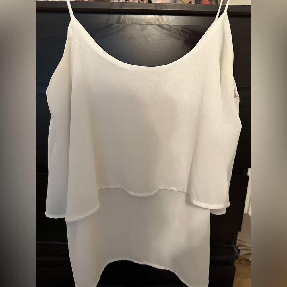 White loose lightweight chiffon top with tiers layers
